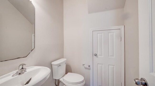 Building Photo - 8743 Thistlemoor Ln