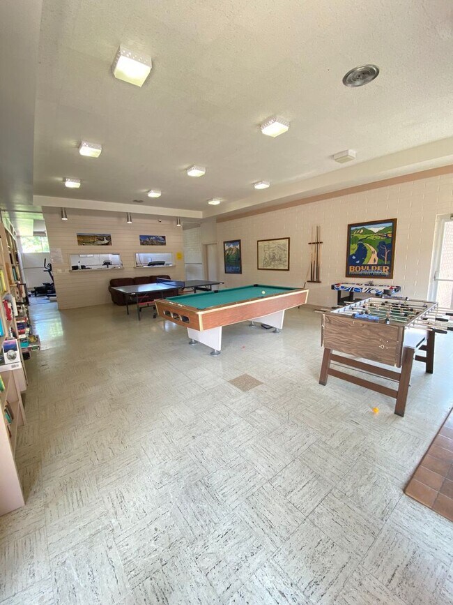 Building Photo - Bright & Lovely 3bd/2ba Townhouse in Mountain Shadows! AVAILABLE NOW