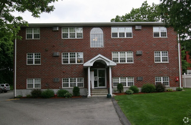 Building Photo - Arlington Arms Apartments