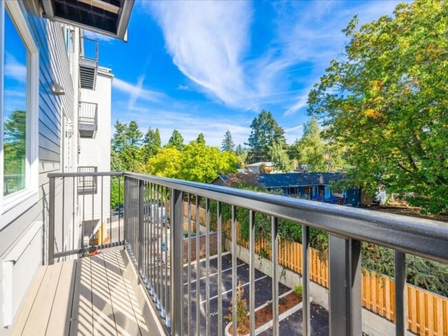 Interior Photo - Hermoso View