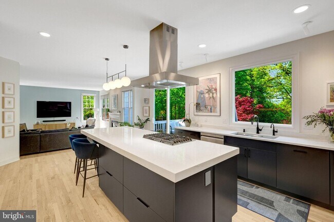 Building Photo - 1926 Poole Ln