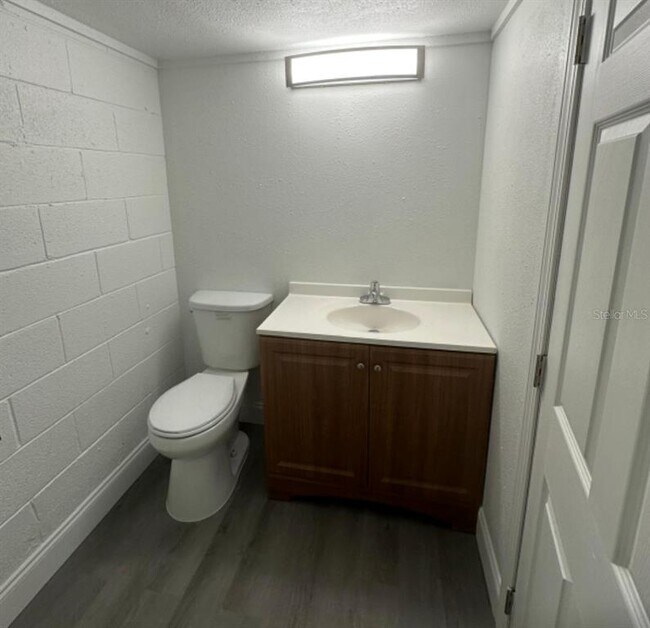 Building Photo - 1206 Lycaste Dr