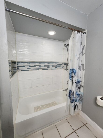 Building Photo - 2033 Quintilis Ct