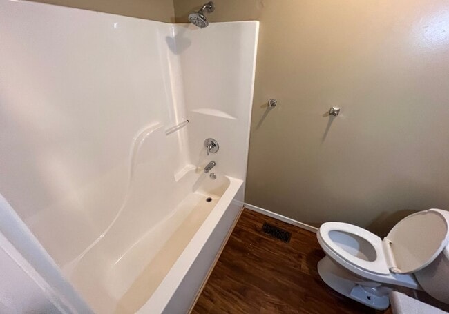 Building Photo - 110 Hill Blvd