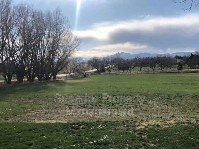 Building Photo - 950 County Rd 2E