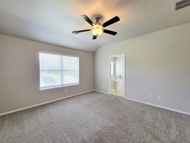 Building Photo - 3014 Loganberry Park Ln