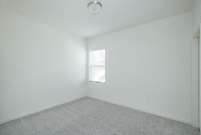 Building Photo - 713 Cedar Elm Dr