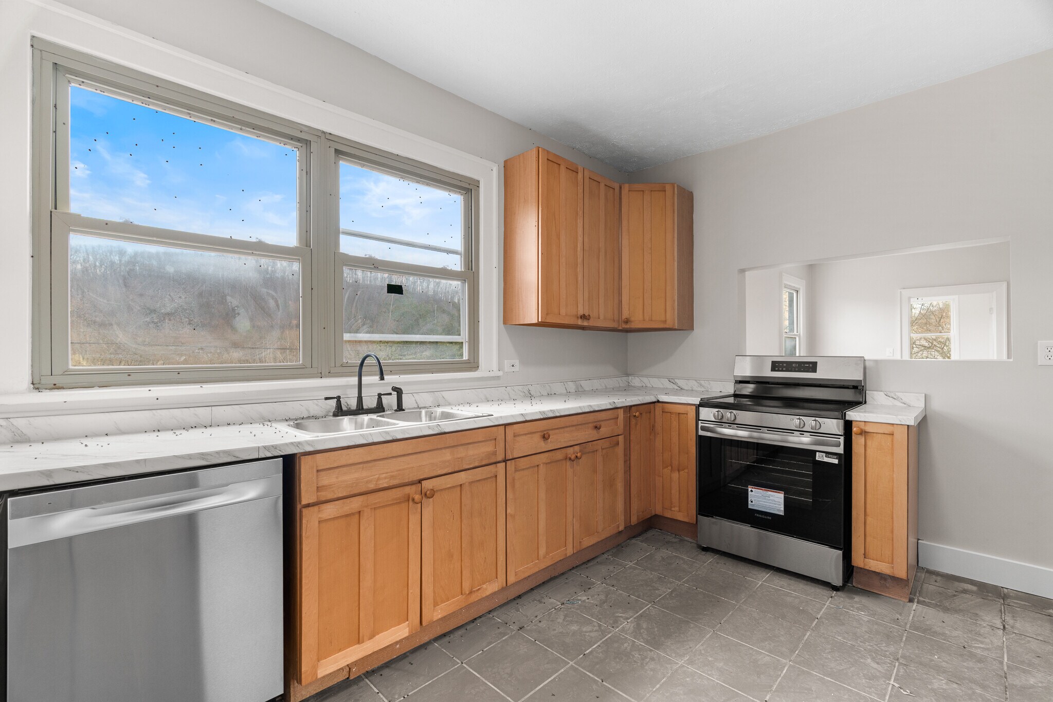 Building Photo - 3515 Greenway Dr