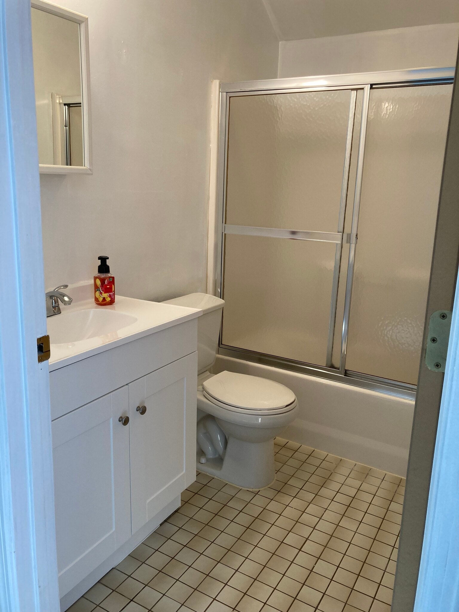 Bathroom - 816 14th Ave