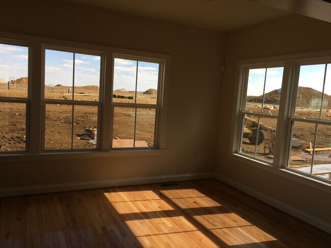 Building Photo - Stunning Luxury Twin Single-Family in Prestigious Atwater – 4BR, 3.5BA | Finished Basement with F...