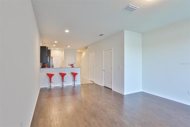 Building Photo - 9162 Hillcroft Dr