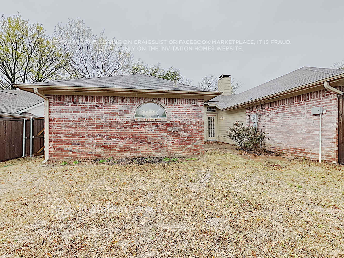 Building Photo - 8490 Hidden Spring Dr