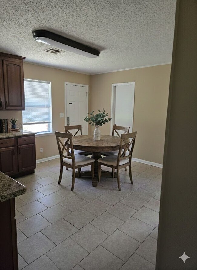 Building Photo - 4325 Brewer Rd