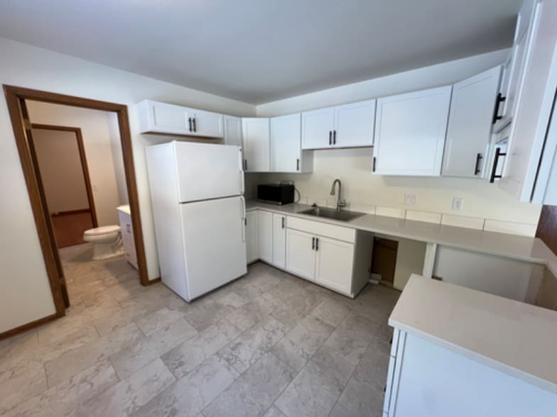 Building Photo - 4922 Knox Ln