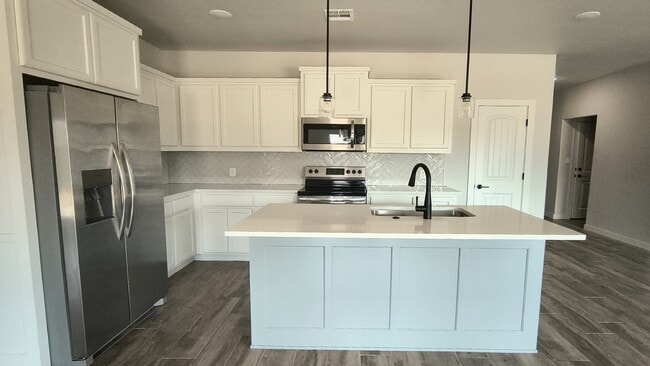 Building Photo - 1215 Sierra Ln
