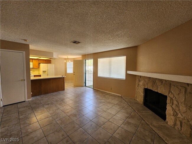 Building Photo - 1412 Oak Rock Dr
