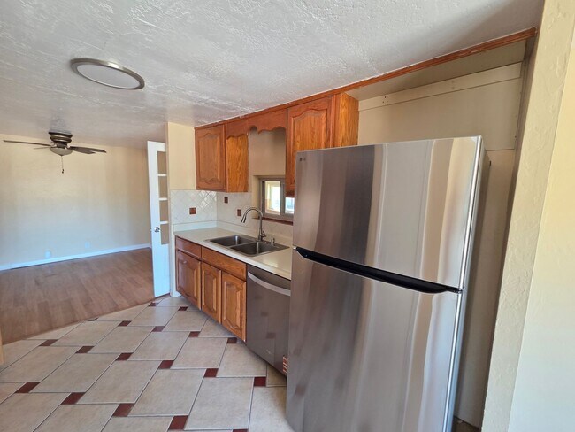 Building Photo - Queen Creek 3 bed / 2 bath on just under 5 Acres! No HOA!