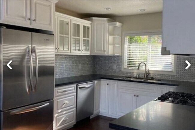 Building Photo - Stunning Waterfront Living in Mandalay Bay – 2 Bed + 2 Bath with Private Dock