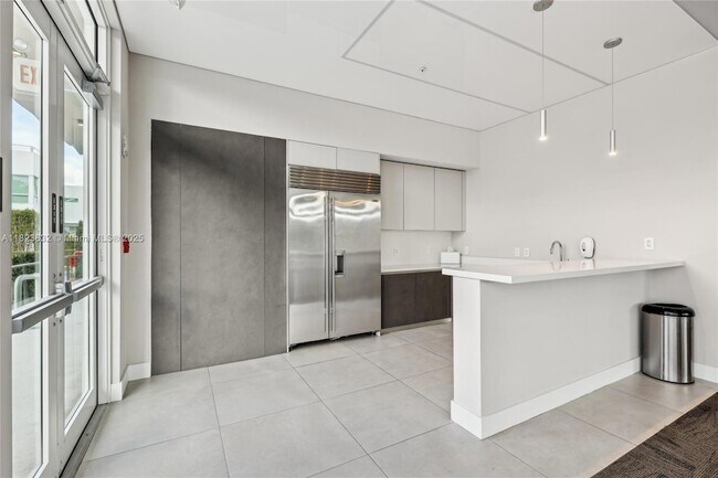 Building Photo - 10445 NW 68th Terrace
