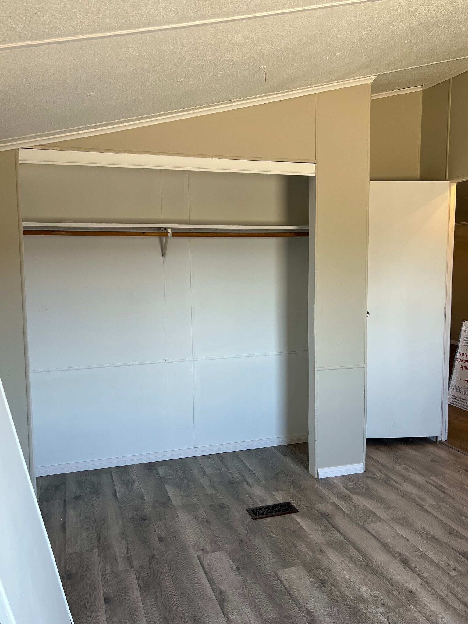 Building Photo - 4902 Ranchero Ln