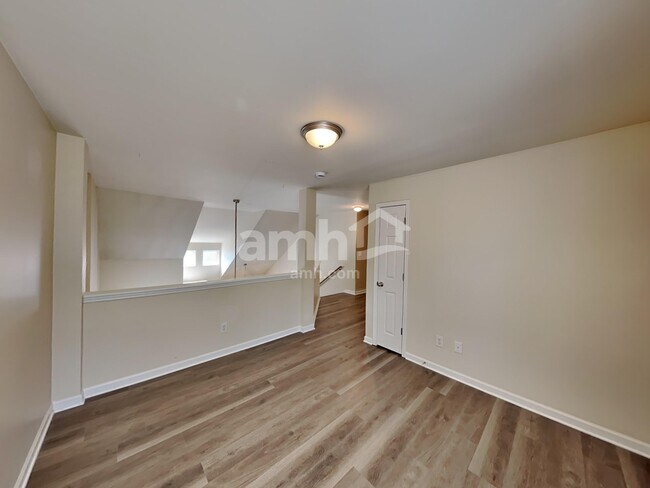 Building Photo - 935 Legacy Park Rd