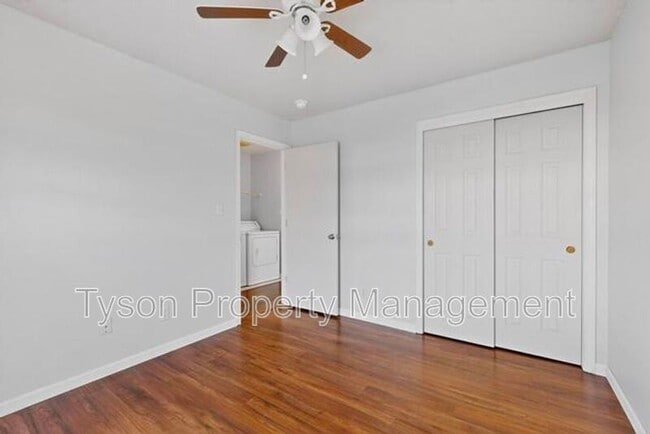 Building Photo - 11015 Connemara Dr SW