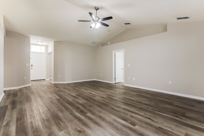 Building Photo - 6714 Krenson Oaks Cir