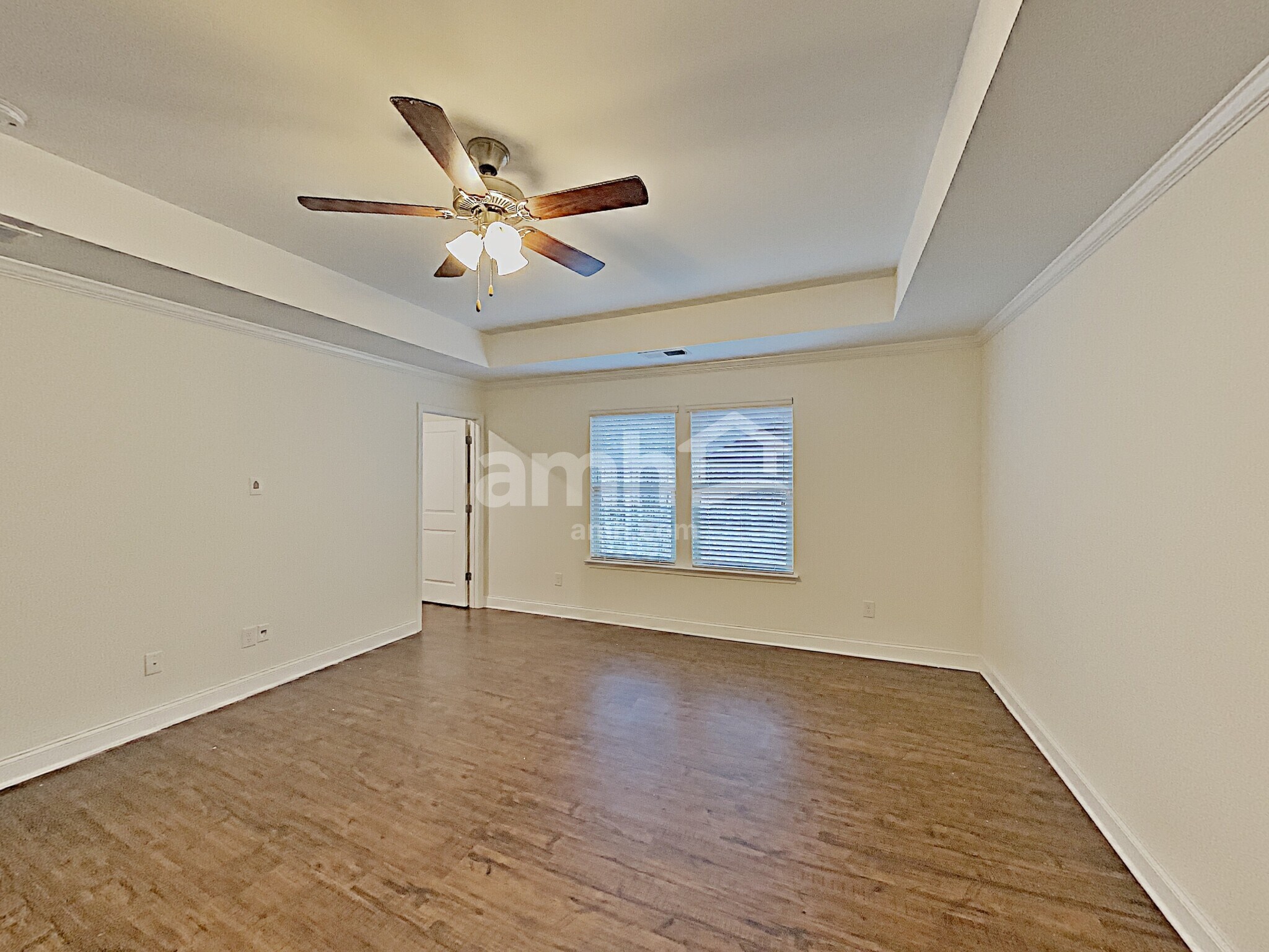 Building Photo - 411 Pearson Cir