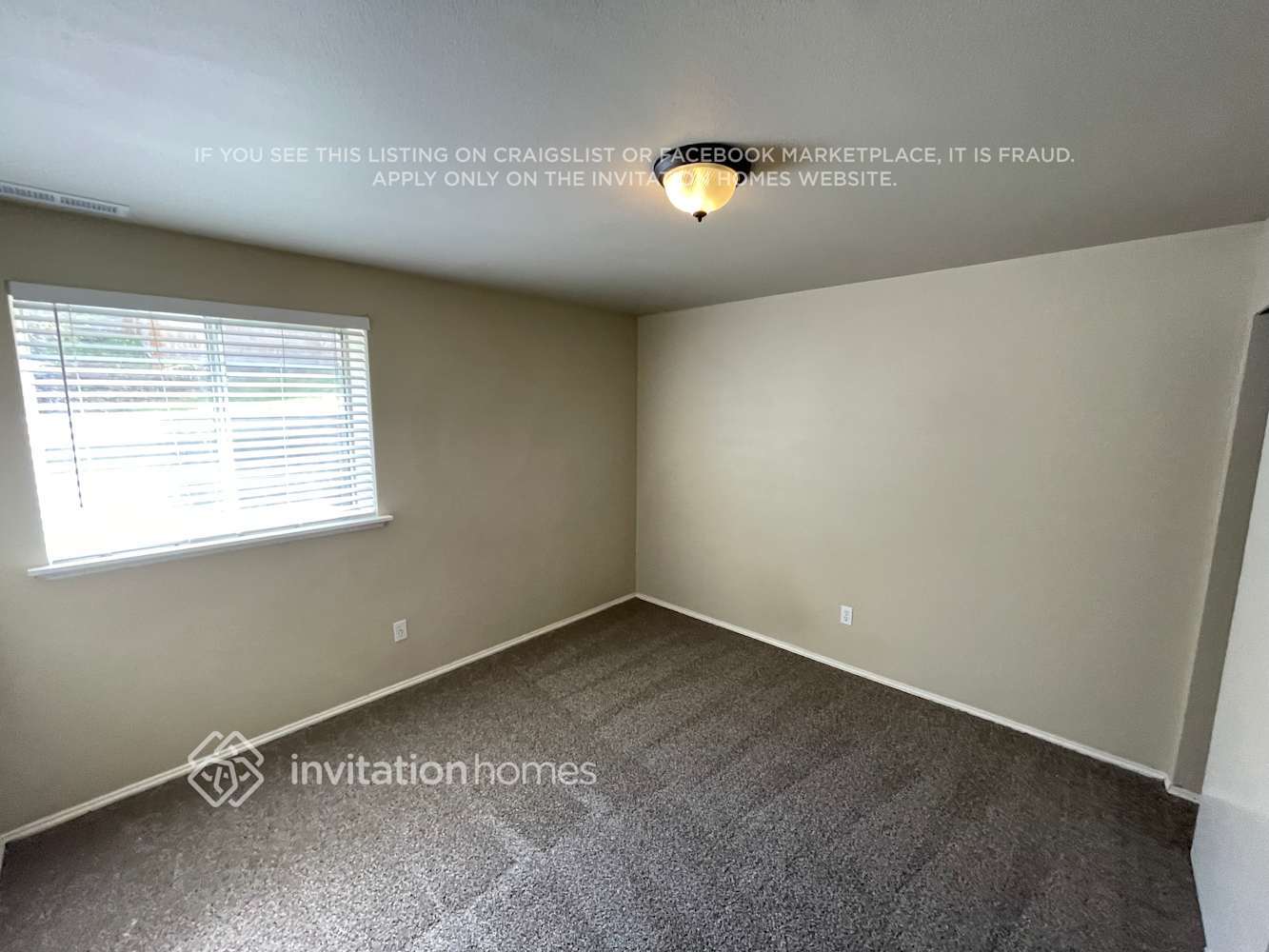 Building Photo - 5008 Norpoint Way NE