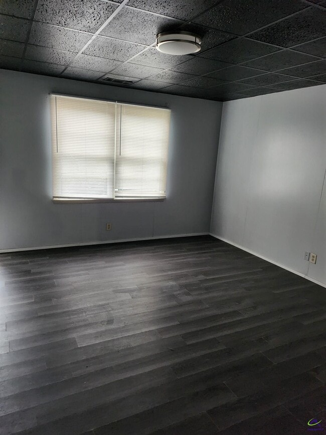 Building Photo - 300 Carolina B11 Ave