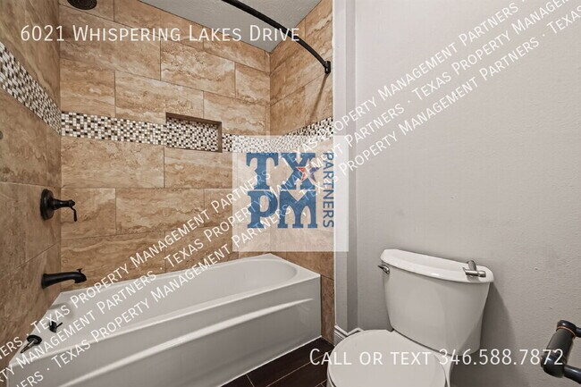 Building Photo - 6021 Whispering Lakes Dr