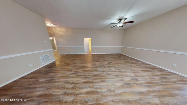 Building Photo - 171 Shetland Dr
