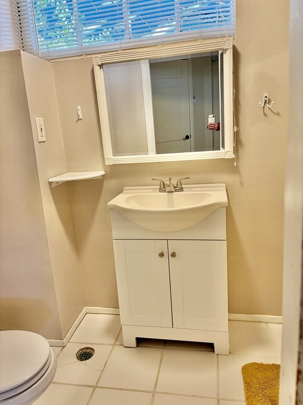 Building Photo - 2732 Eldridge Ave