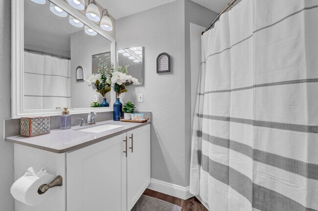 Building Photo - 9763 Magnolia Blossom Dr