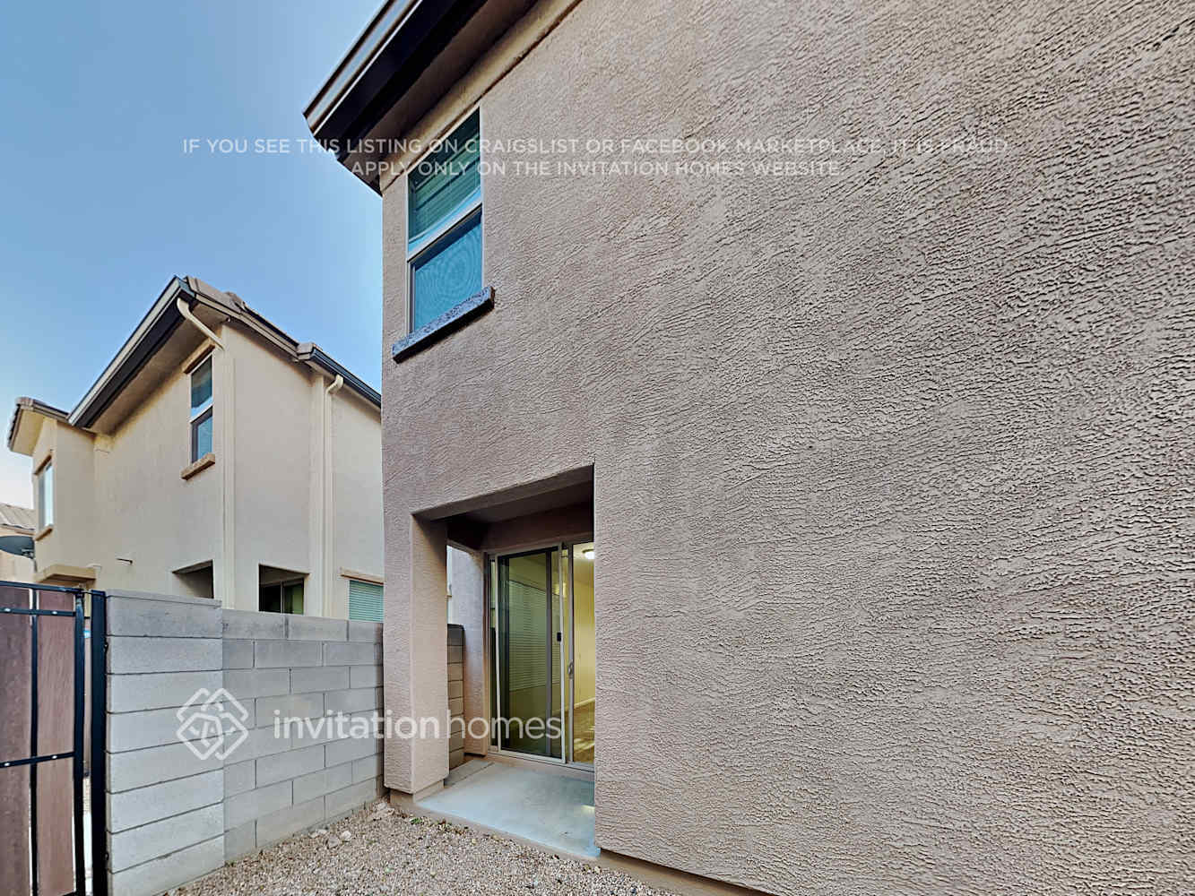 Building Photo - 1383 S Ponderosa Dr