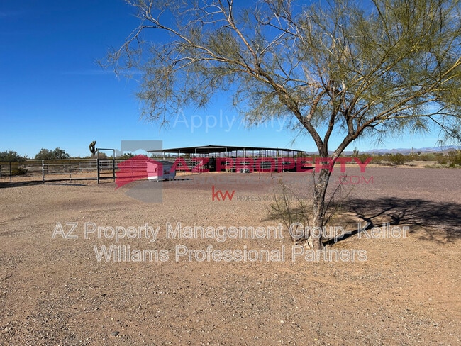 Building Photo - 28840 N 168th Ave