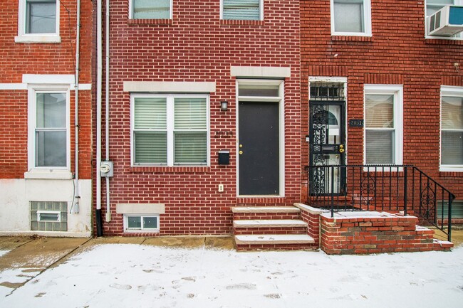 Building Photo - Contemporary Three Bedroom Home in Point Breeze