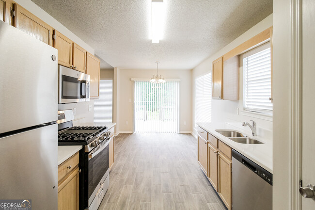 Building Photo - 1192 Berryhill Dr