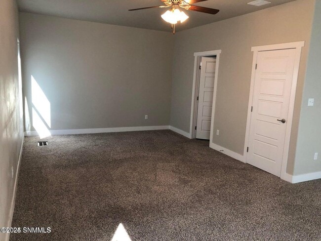 Building Photo - 4677 Rimrock Dr