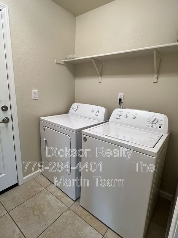 Building Photo - 7136 Cinder Village Dr