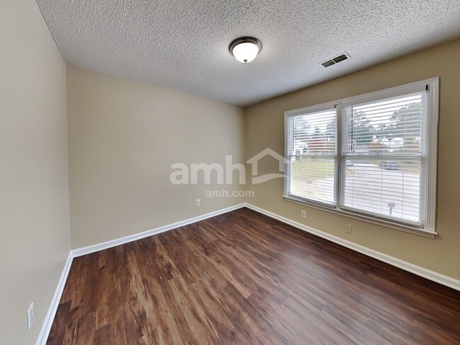 Building Photo - 3032 Crystal Gate Pl