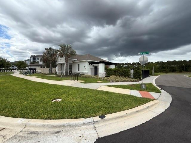 Building Photo - 9261 Gran Teatro Dr