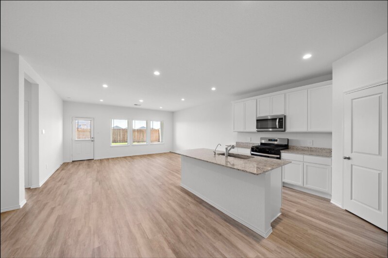 Building Photo - 31510 Chippenham Col Ct