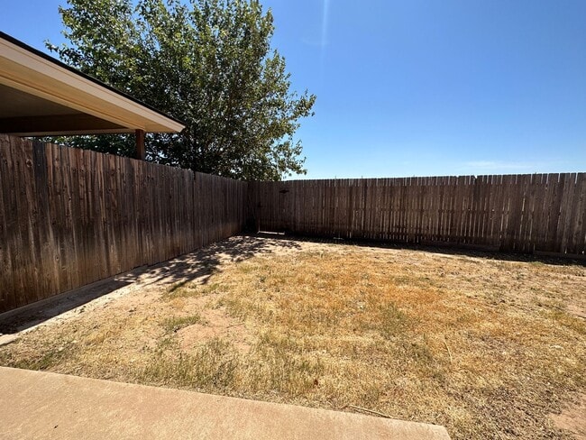 Building Photo - 3 bed 2 bath Frenship ISD