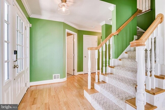 Building Photo - 6122 Bayliss Pl