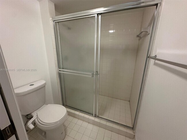 Building Photo - 2636 SE 20th Ct