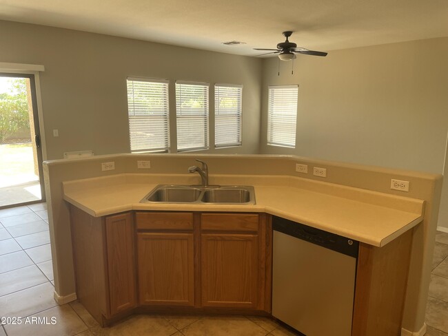 Building Photo - 17243 N 184th Dr