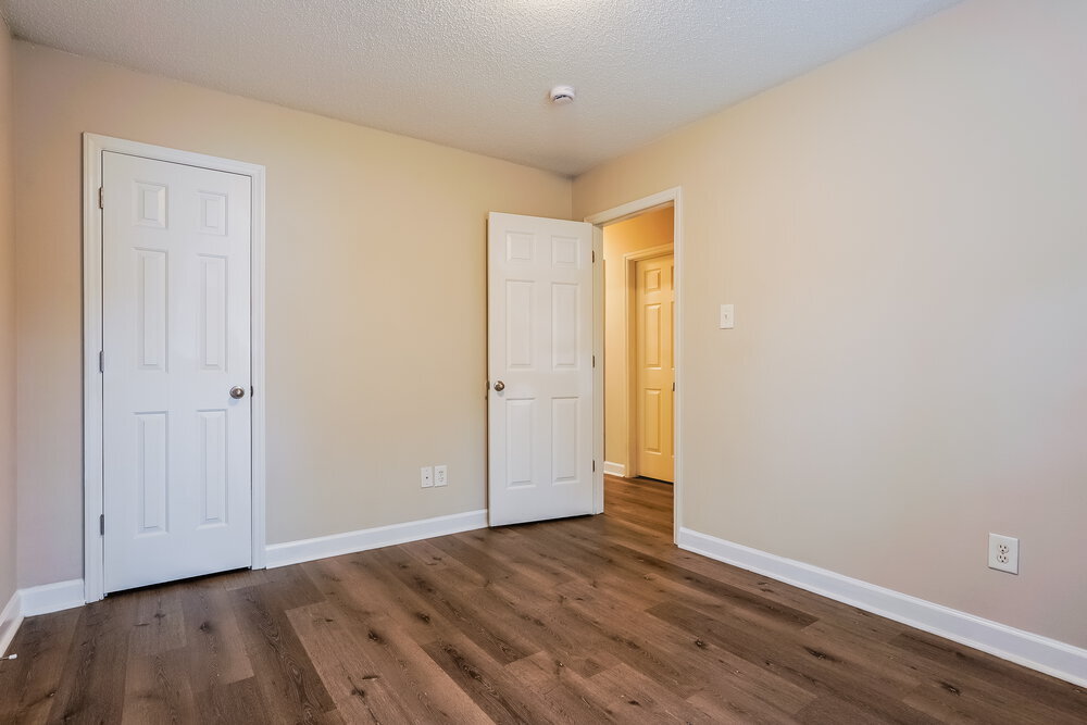 Building Photo - 5640 Tealbrook Dr