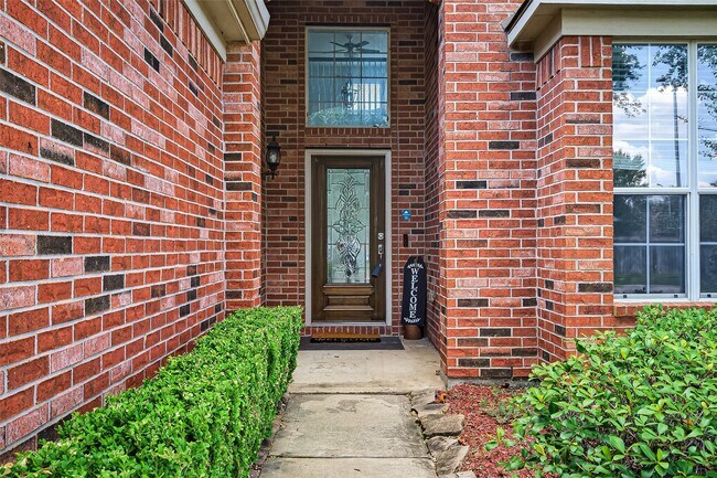 Building Photo - 25311 Mallard Bay Ln