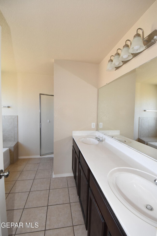 Building Photo - 7313 Brick Dust St